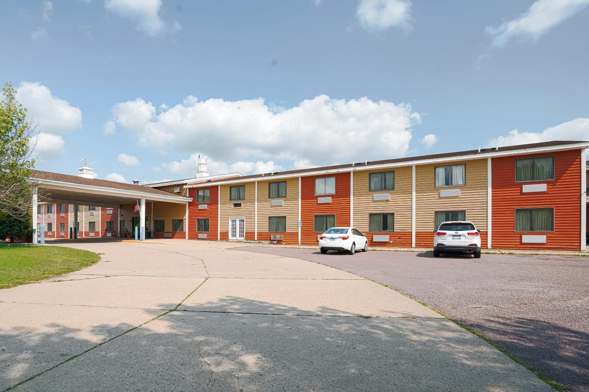 Oyo Hotel Redwood Falls Near Jackpot Casino Eksteriør billede